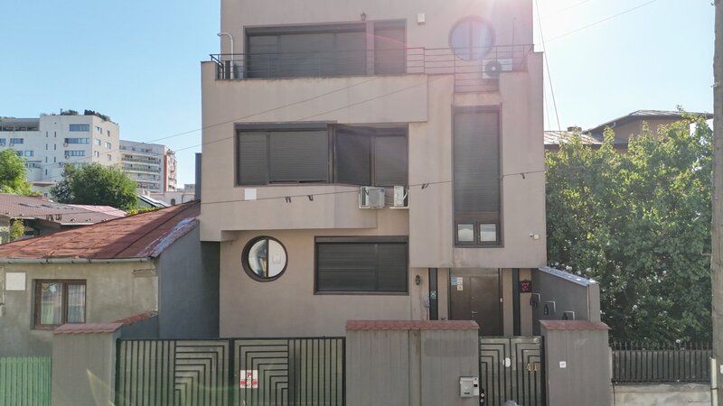 Vila situata in 13 Septembrie - Izvor, langa JW Marriott, Casa Poporului